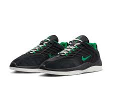 Nike SB Vertabrae Shoe - Black/Malachite-Black